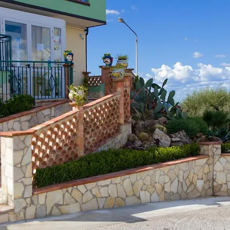 アパートホテル Anza Capo dʼOrlando