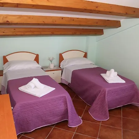 Anza Lejlighedshotel 3*