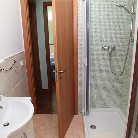 Anza アパートホテル Capo dʼOrlando