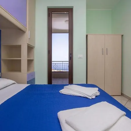 Aparthotel Anza *