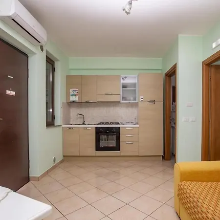 Anza アパートホテル