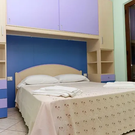Anza Aparthotel *