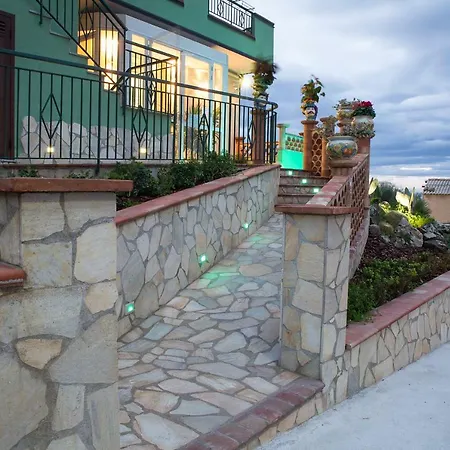 アパートホテル Anza