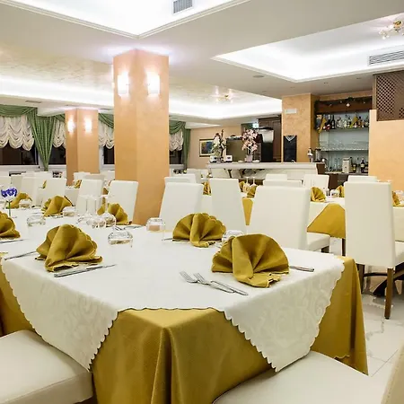 アパートホテル Anza 3*