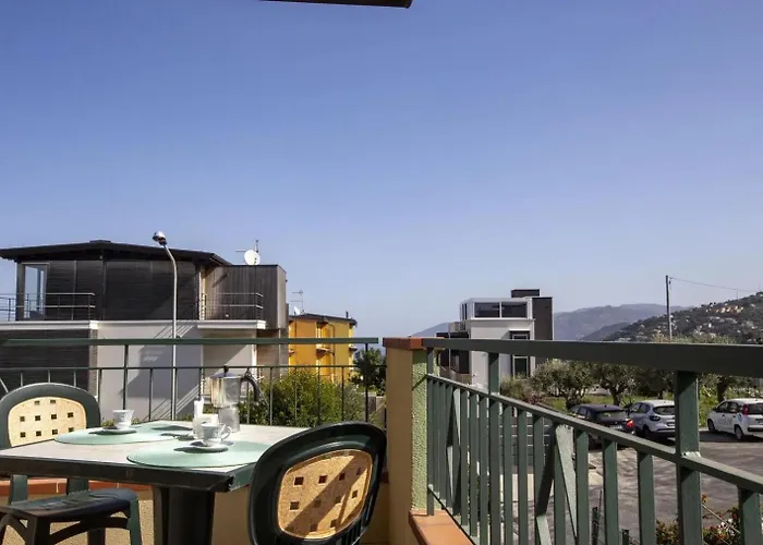Aparthotel Anza 3*